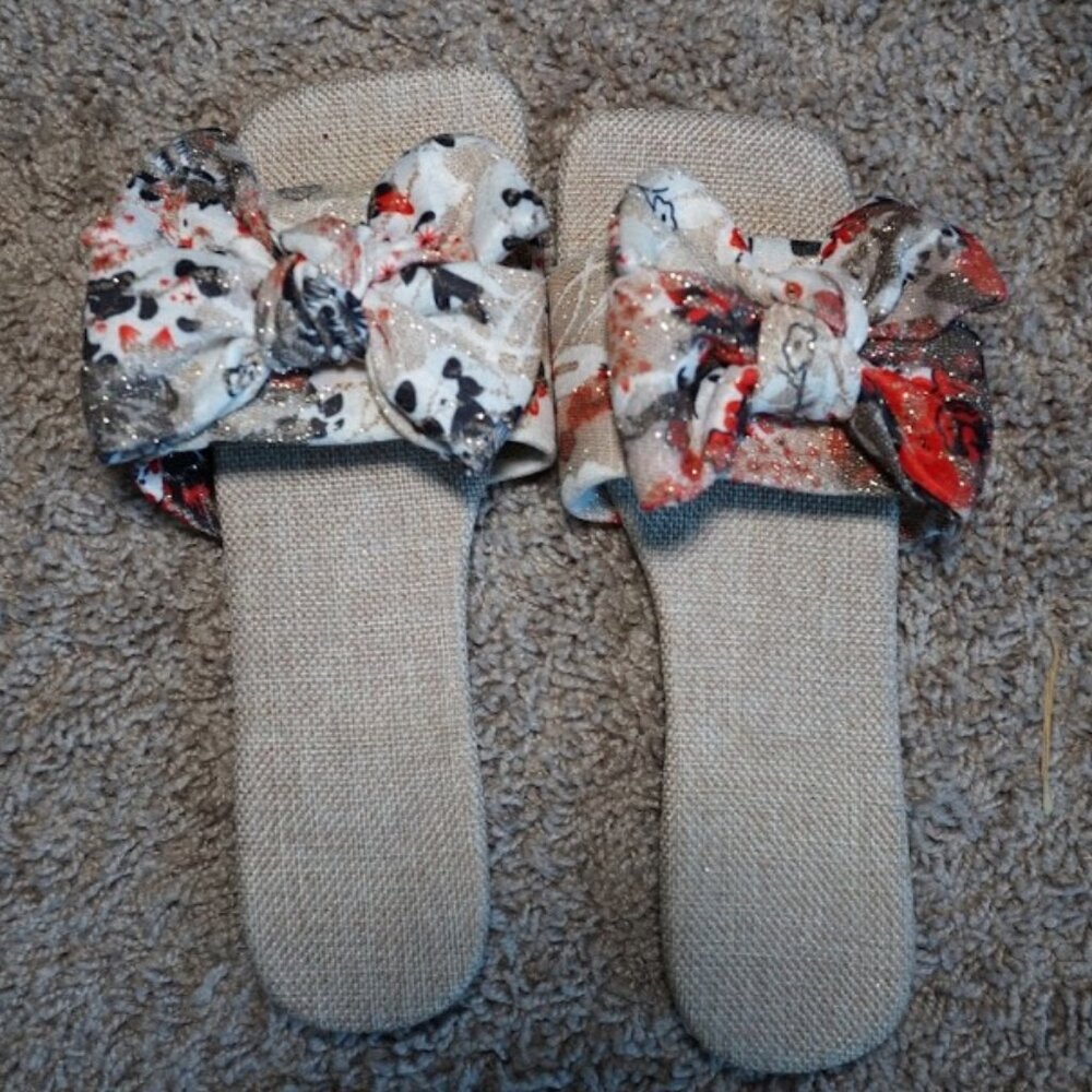Linen Slide Sandals with Large Floral Bow Size 8/9